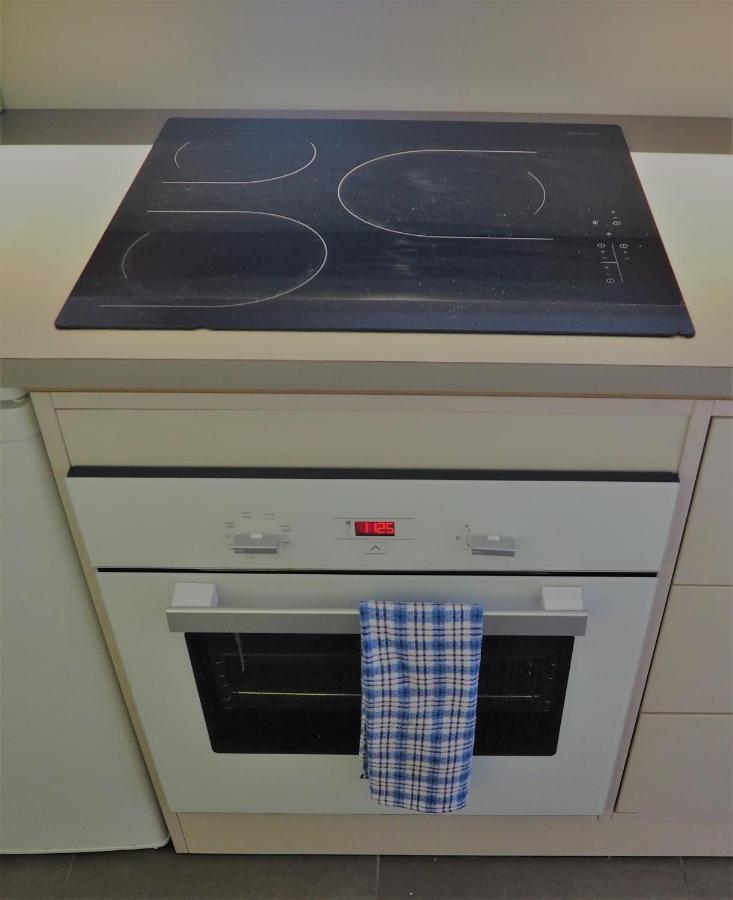 Apt Golfe Juan - 5min des plages - Parking privée - Piscine Rooftop Vallauris Extérieur photo