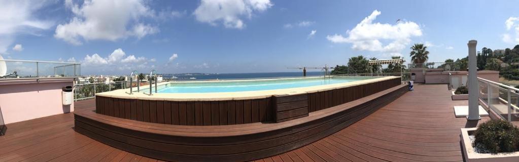 Apt Golfe Juan - 5min des plages - Parking privée - Piscine Rooftop Vallauris Extérieur photo